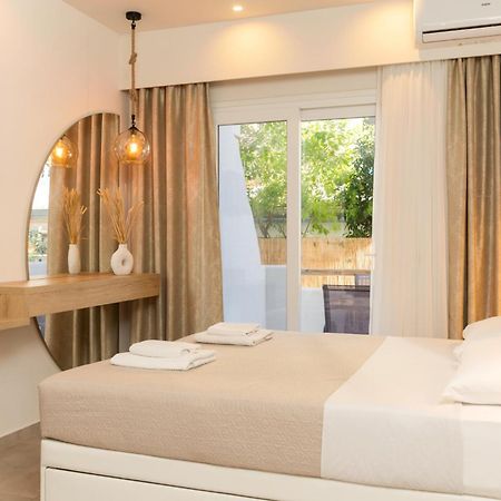 Mystery Suites And Apartments เนปอรอย ภายนอก รูปภาพ