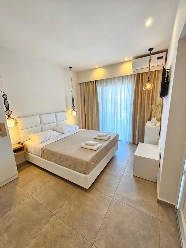 Mystery Suites And Apartments เนปอรอย ภายนอก รูปภาพ