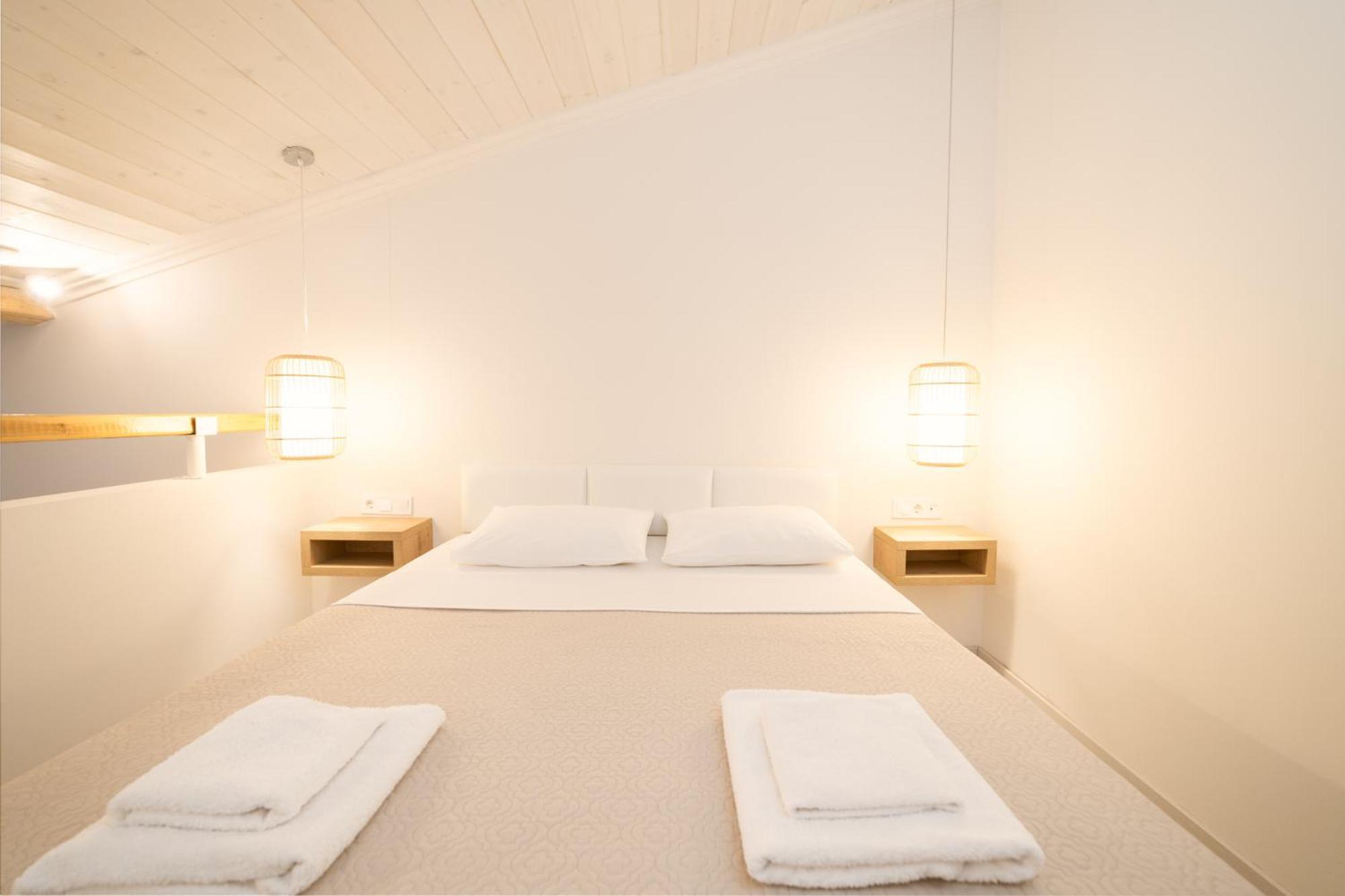 Mystery Suites And Apartments เนปอรอย ภายนอก รูปภาพ