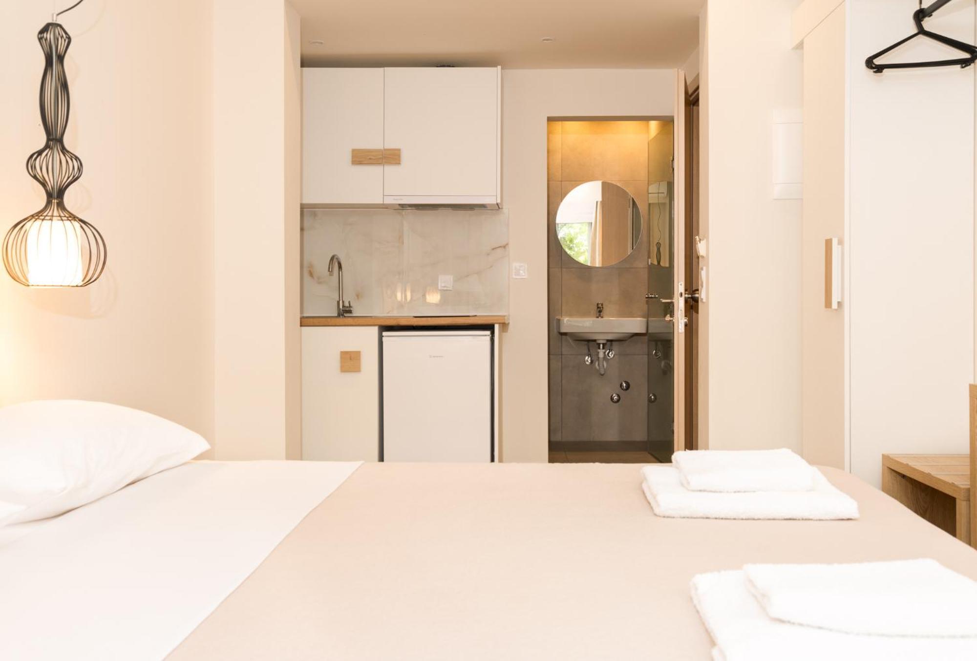 Mystery Suites And Apartments เนปอรอย ภายนอก รูปภาพ